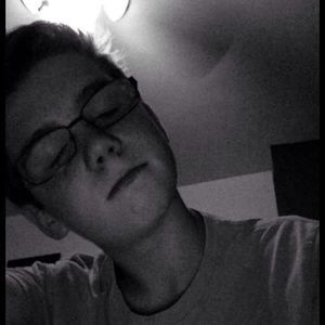 Meet your Posher, Thomas